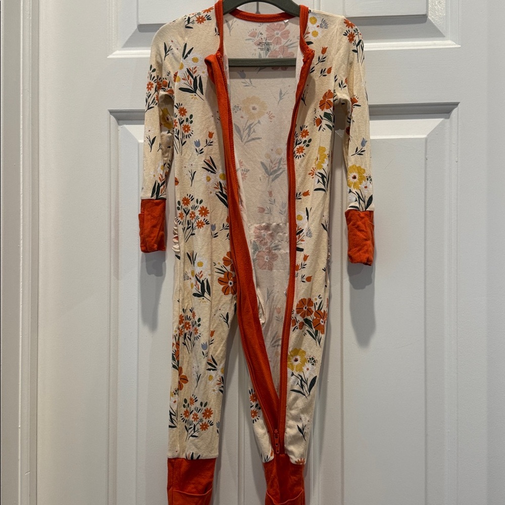 Angel Dear footie zip pajama with floral in yellow and orange - Picture 5 of 8